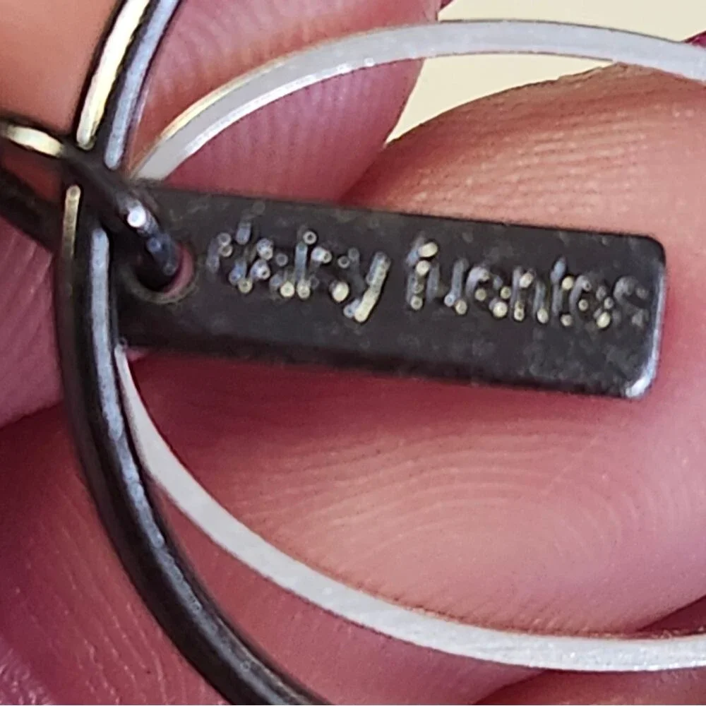 Daisy Fuentes Silver & Black Toned Loop Metallic Necklace, 16
